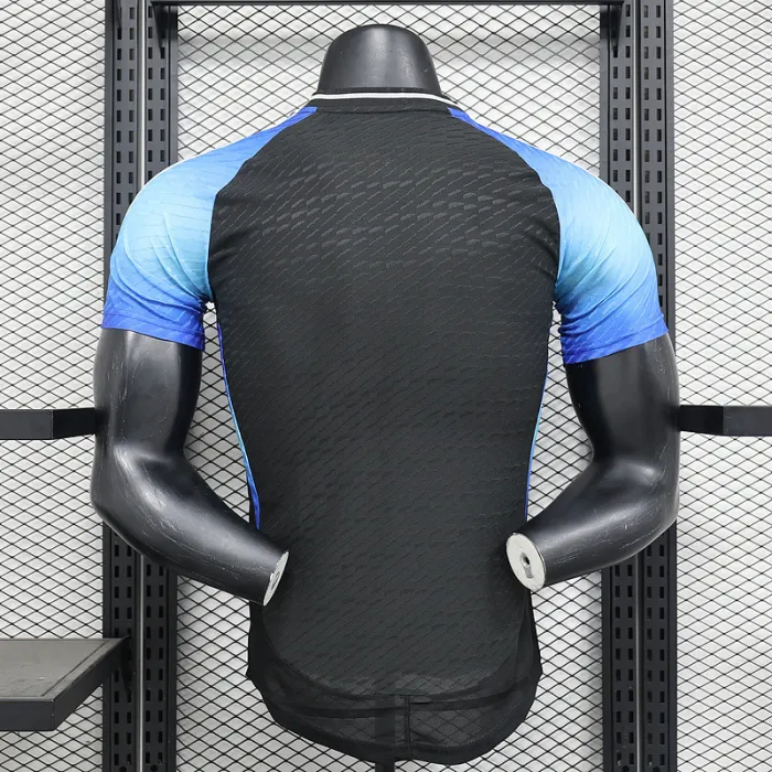 2024-25 Real Madrid black special player version jersey(The player version is more slim fit, it is recommended to buy one size larger)