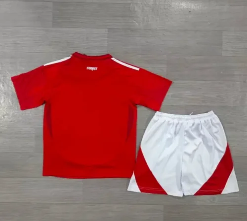 2024-25 Nottingham Forest home kids kit