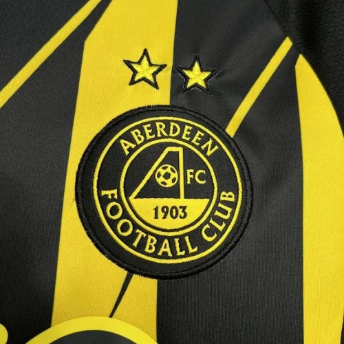 Aberdeen 2024-25 away jersey