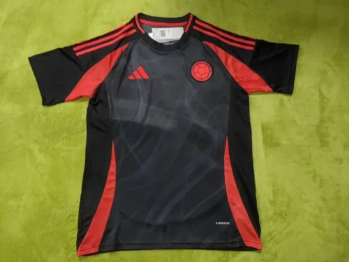 2024 Columbia away soccer jersey