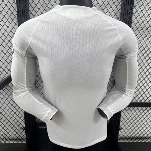 2025-26 .Real Madrid Hone Long Sleeve Player(Picture Version) (The player version is more slim fit, it is recommended to buy one size larger)