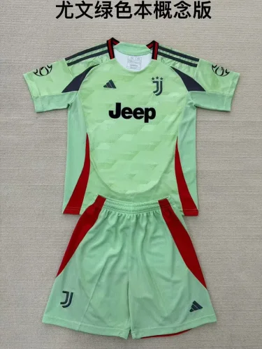 2025-26 Juventus yellow adult uniform and kid kit