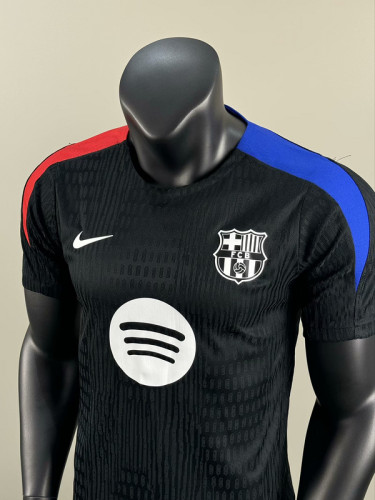 2025-26 Barcelona  Black player version training jersey (The player version is more slim fit, it is recommended to buy one size larger)
