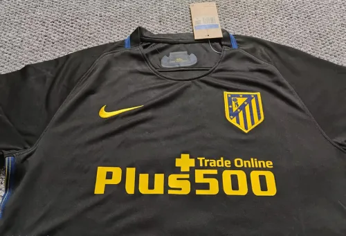 2016-17Atletico Madrid   away retro jersey