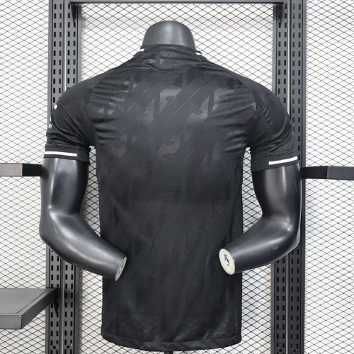 2025-26 Manchester United black special player version jewsey  (The player version is more slim fit, it is recommended to buy one size larger)