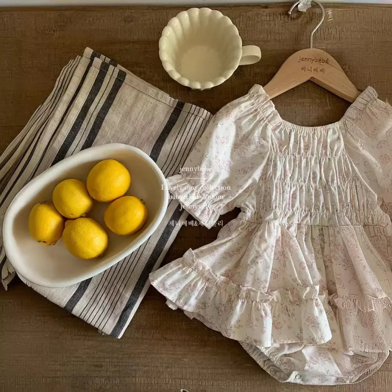 Sweet floral dress for baby girls Princess short-sleeved crawl suit