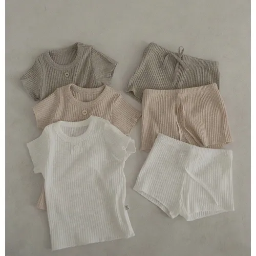 Lightweight breathable short sleeve suit