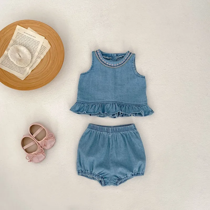Embroidered soft denim baby girl cotton sweet sleeveless suit