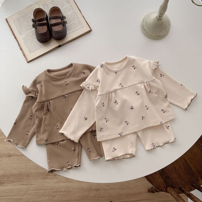 Flying Sleeves Close-knit Long-sleeved Top Pants Baby Suit
