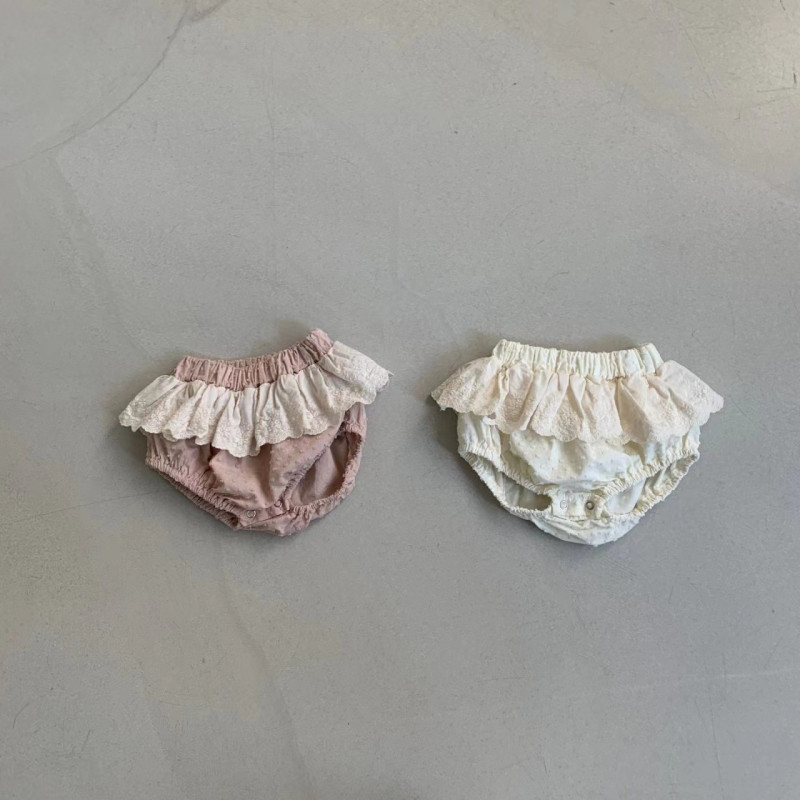 Baby Lace Cut Floral Shorts For Baby Girls Princess Loose PP Pants
