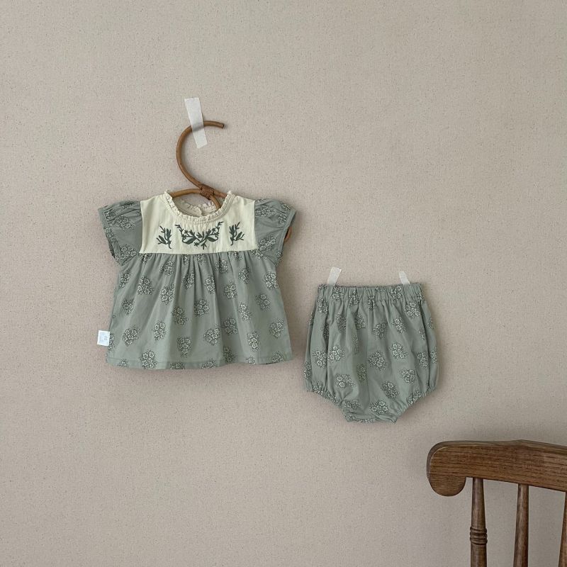 Embroidery Girl's Suit Floral Short-sleeved Shirt + Shorts