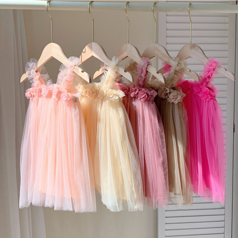Flower sweet girls' mesh skirt beach dress with suspenders princess skirt pettiskirt