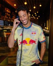 23-24 New York Red Bulls Player 1:1 Quality Soccer Jersey
