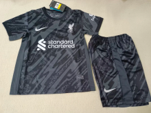 24-25 Liverpool Goalkeeper Kids Kits  Soccer Jersey