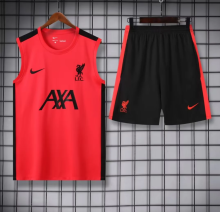 24-25  Liverpool Black and Red 1:1 Quality Training Vest（A-Set）
