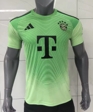 25-26  Bayern Munich  Green Goalkeeper  Fans   Soccer Jersey