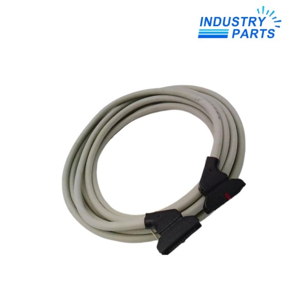 Schneider Electric TSXCDP503 Connecting Cable