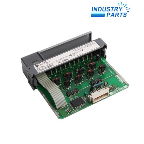 Allen-Bradley 1746-OB8 Current Sourcing DC Output Module