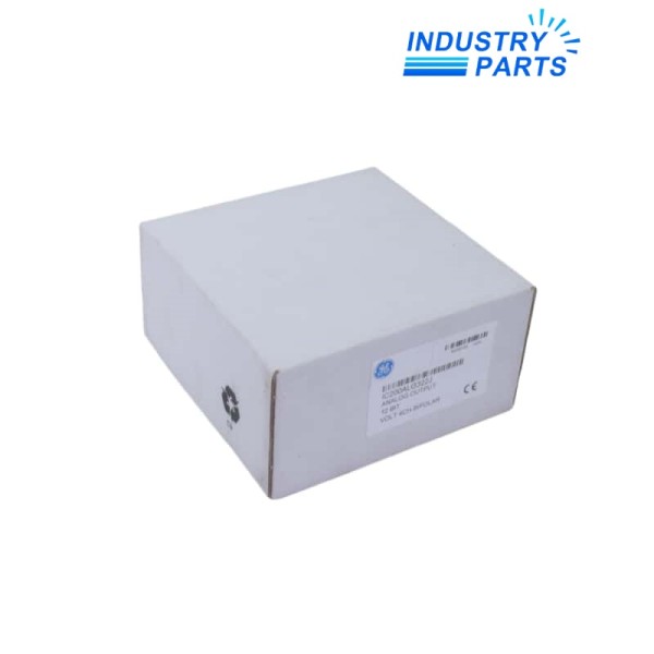 GE General Electric IC200ALG322 VersaMax Analog Output Module