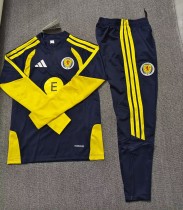 26-27 Scotland High Quality Half Pull Tracksuit 26-27 Scotland High Quality Half Pull Tracksuit