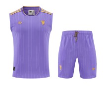 26-27 Man Utd High Quality Tank Top And Shorts Suit 26-27 Man Utd High Quality Tank Top And Shorts Suit