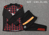 24-25 Man Utd High Quality Half Pull Tracksuit