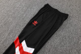 24-25 Man Utd High Quality Half Pull Tracksuit