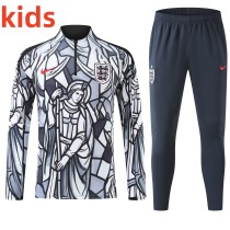 26-27 England High Quality Kids Half Pull Tracksuit