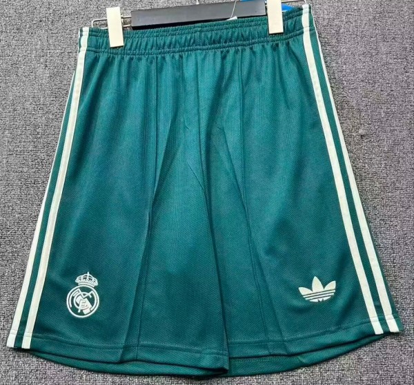26-27 RMA  Away Shorts Pants