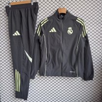 26-27 RMA High Quality Windbreaker Suit 26-27 RMA High Quality Windbreaker Suit