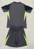 25-26 Man Utd Black GoalKeeper  Adult Suit