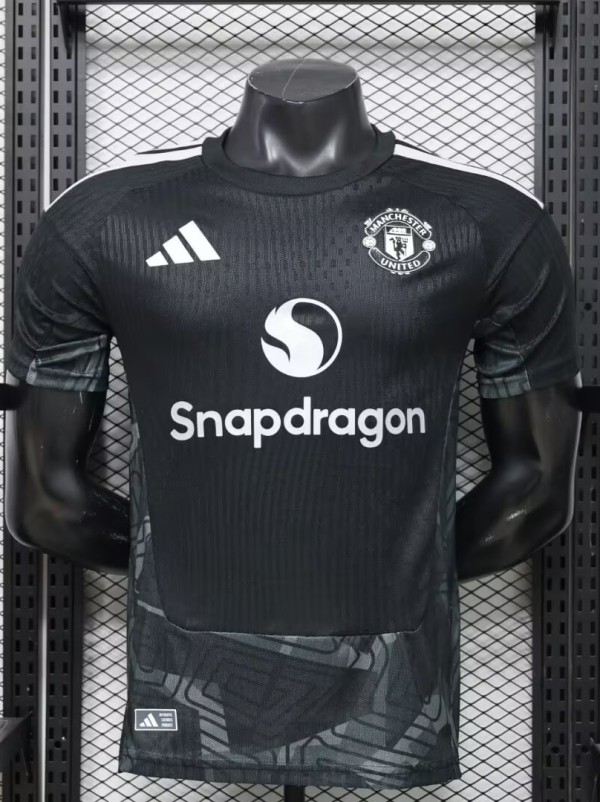 26-27 Man Utd Black Goalkeeper Player Version Soccer Jersey