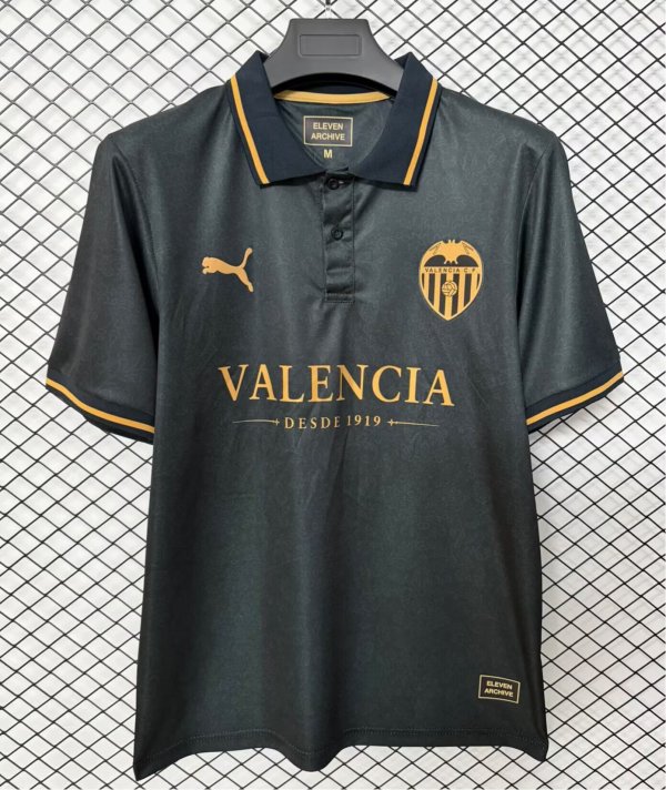 26-27 Valencia Black Retro Version Fans Soccer Jersey